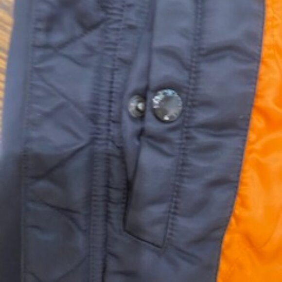 GUC ICONS Manston Nylon Bomber Jacket sz S - Picture 8 of 14